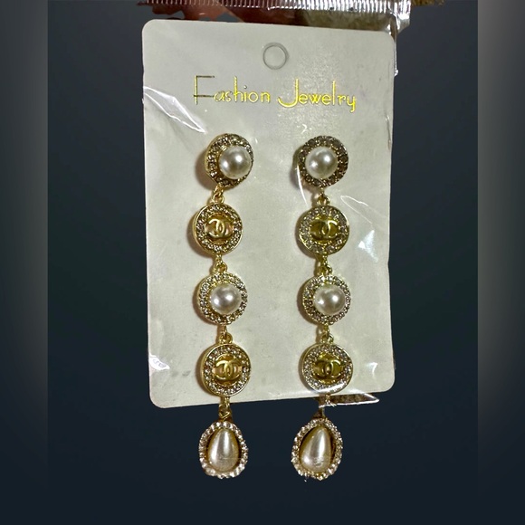 earrings - Picture 1 of 3